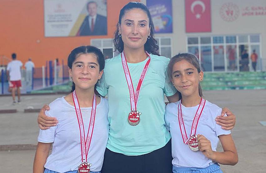 BİNGÖLLÜ SPORCULARDAN BÜYÜK BAŞARI