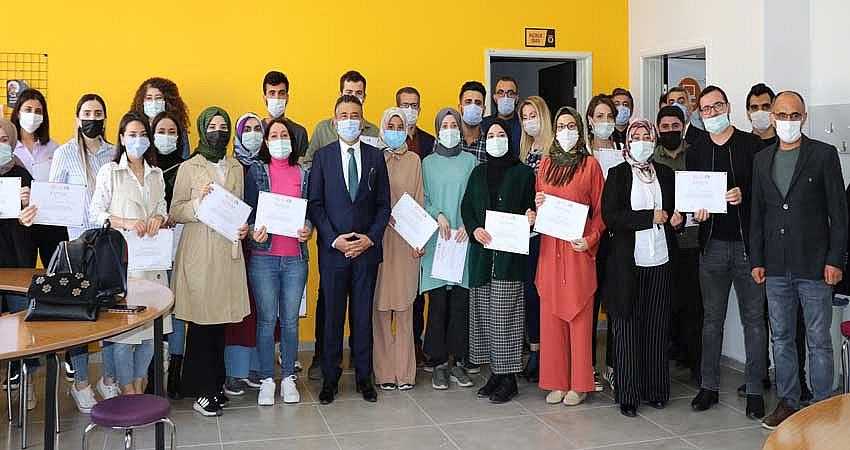 DRAMA ATÖLYESİNE EĞİTİMLERİ TAMAMLANDI