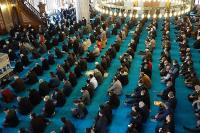 Üniversitelere Cuma Namazı Talimatı