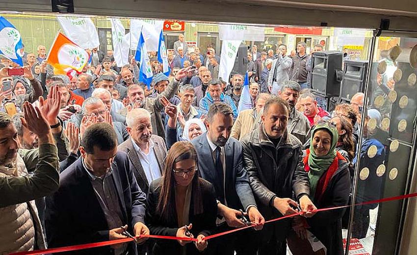 YEŞİL SOL PARTİ SEÇİM BÜROSU AÇILDI