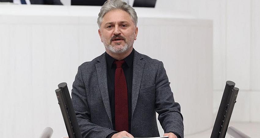 İZMİR MİLLETVEKİLİ ORMAN KESİMİNİ MECLİSE TAŞIDI